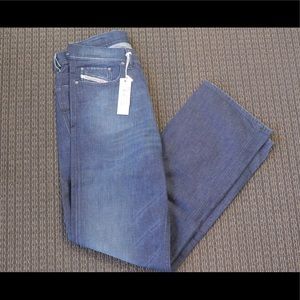 NWT Diesel Quratt Dark Rinse Denim Jeans Size 31